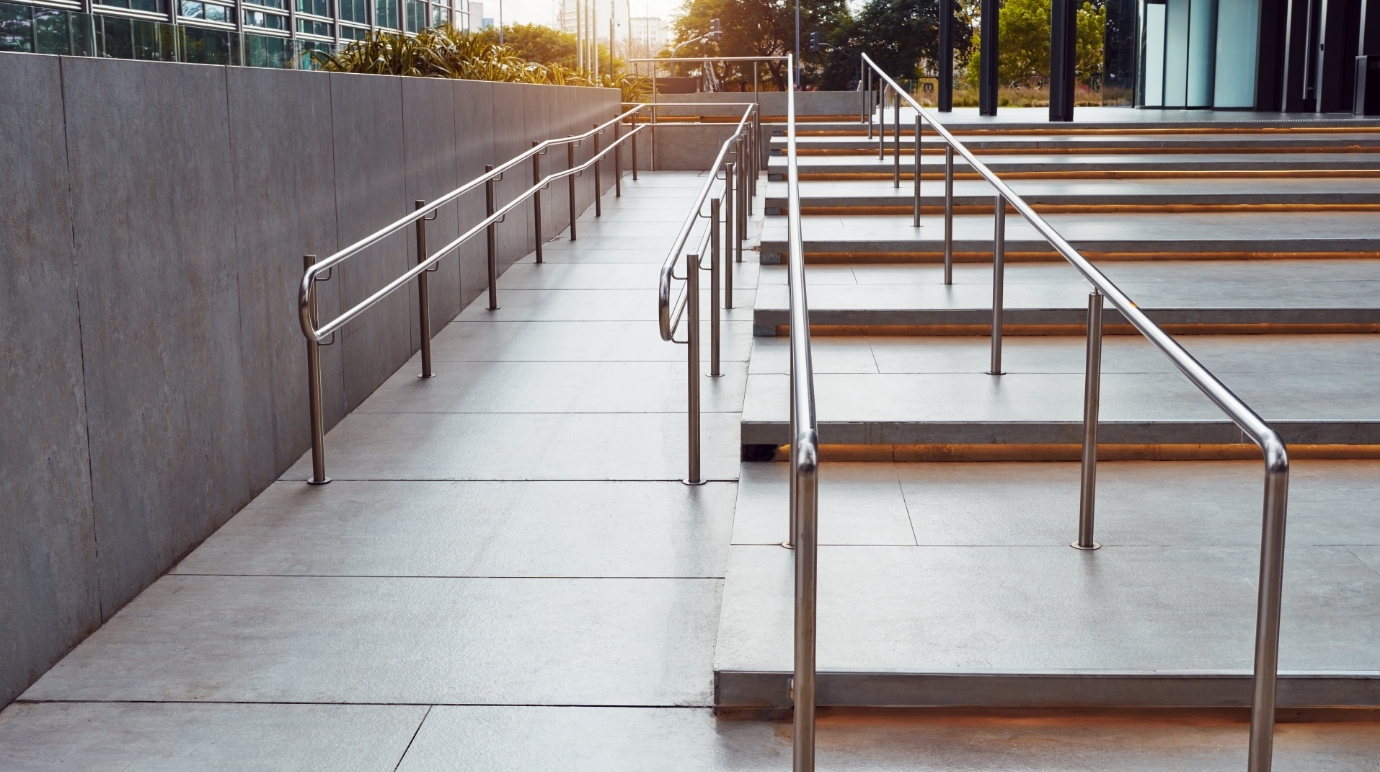 L2G agence d’architecte dans l’Hérault à Béziers se positionne ainsi comme un cabinet d’architecte Hérault engagé, garant d’une architecture fonctionnelle, durable et accessible à tous.