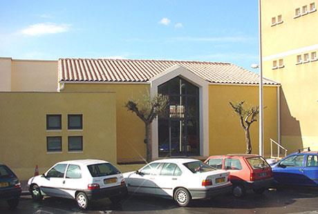 Création d'une bibliothèque centre de documentation et d'une salle d'évolution pour les écoles maternelles et élémentaires. Valras-Plage