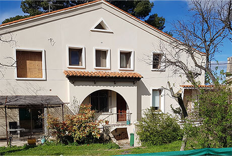 Réhabilitation d'une maison de village. Tressan